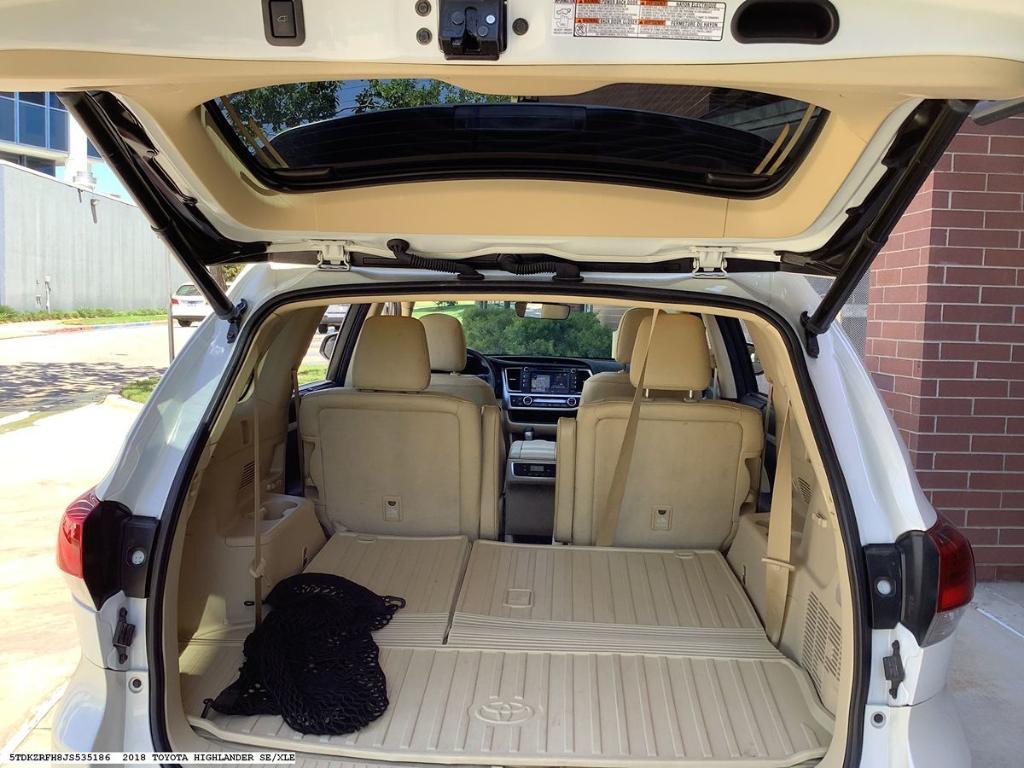 used 2018 Toyota Highlander car, priced at $25,934