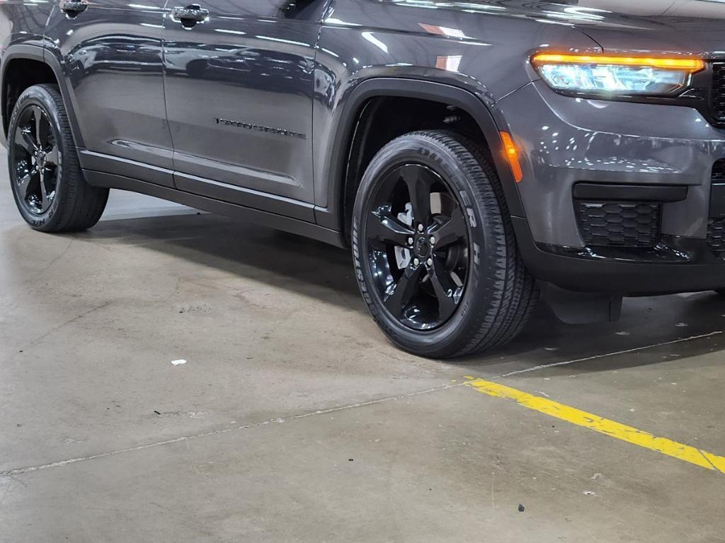 used 2021 Jeep Grand Cherokee L car, priced at $32,052