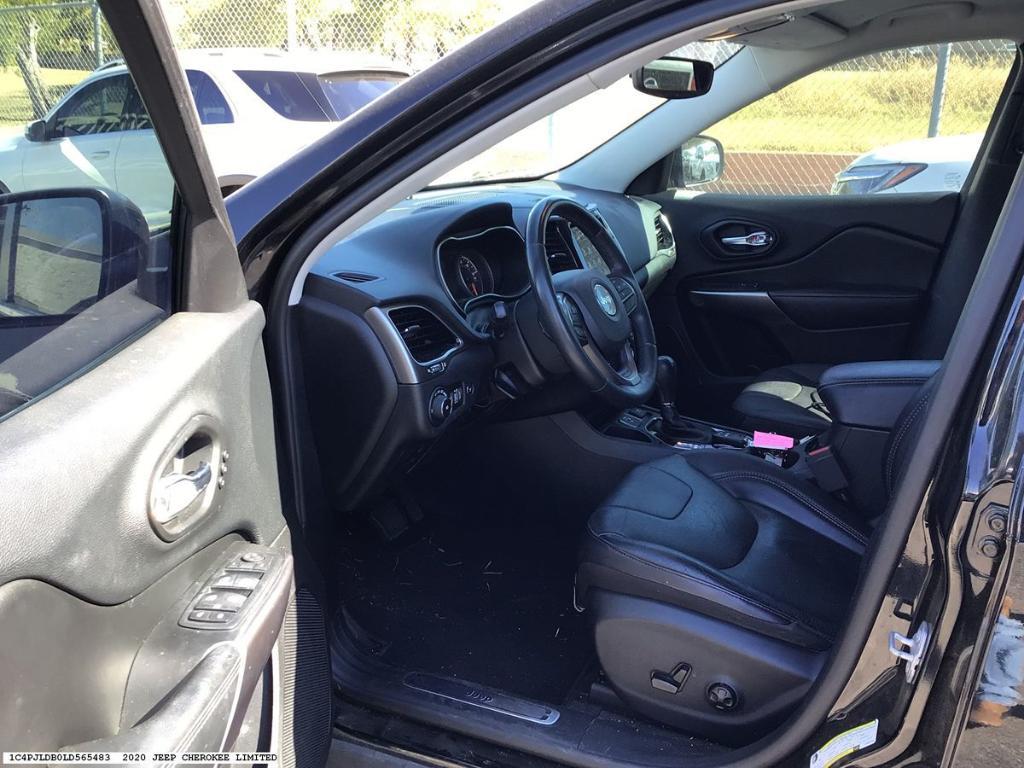 used 2020 Jeep Cherokee car, priced at $19,434