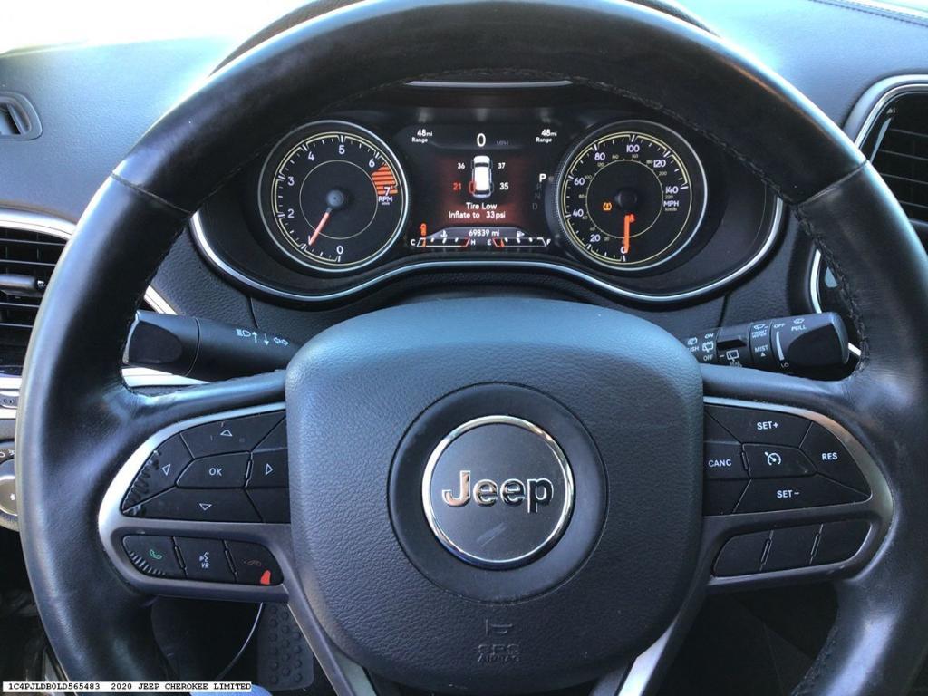 used 2020 Jeep Cherokee car, priced at $19,434