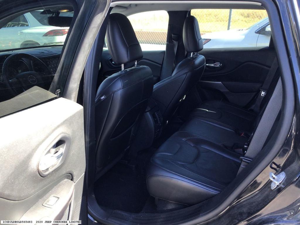 used 2020 Jeep Cherokee car, priced at $19,434