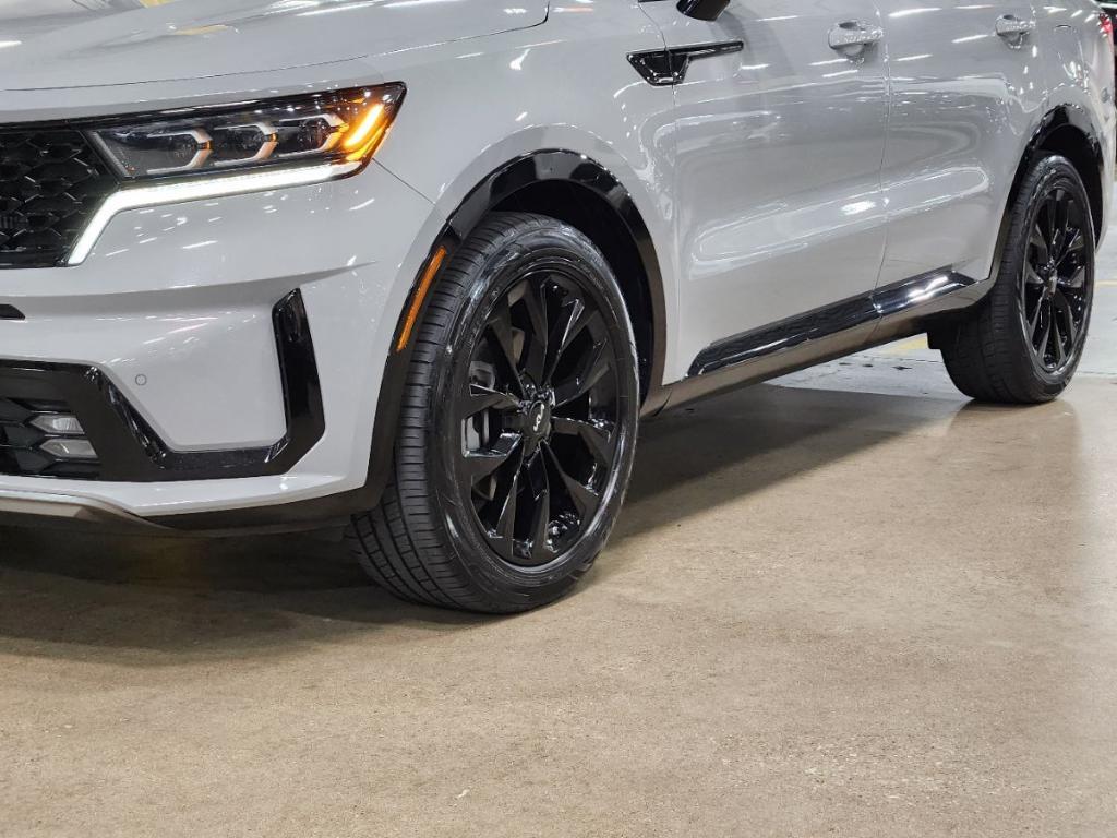 used 2022 Kia Sorento car, priced at $27,679