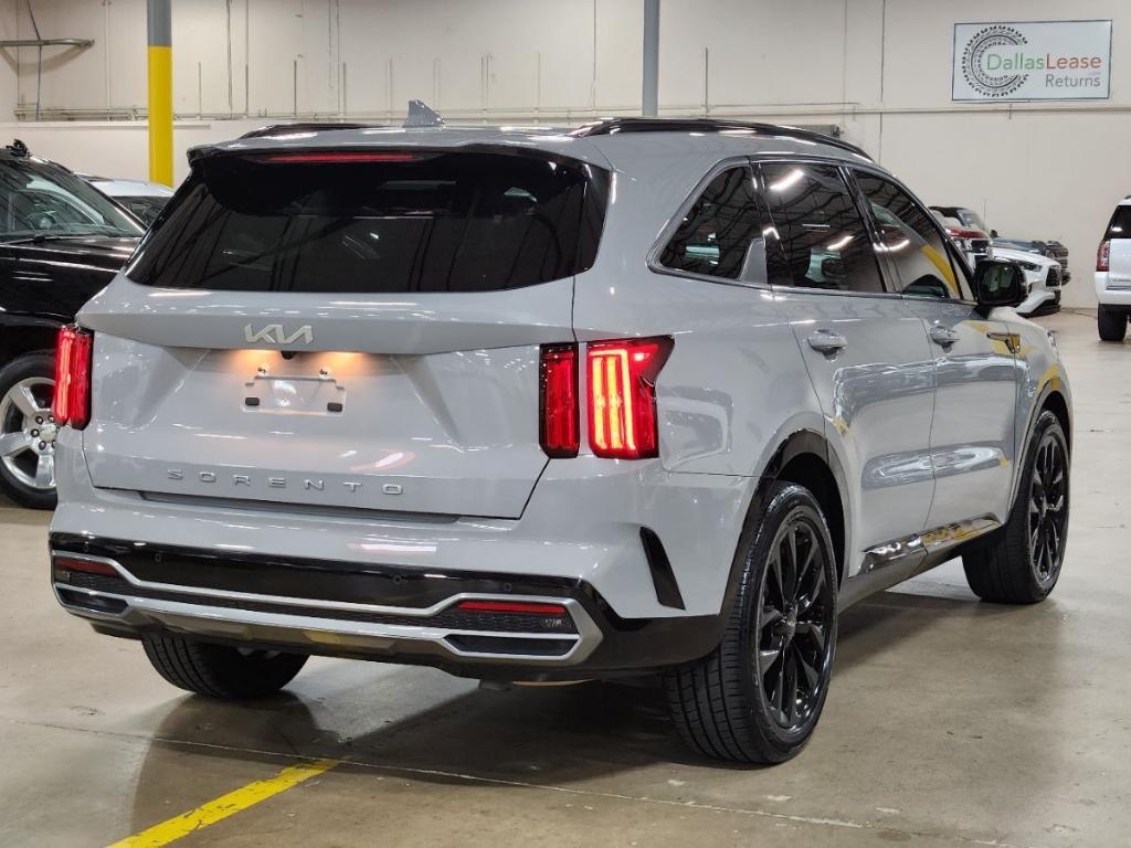 used 2022 Kia Sorento car, priced at $27,679