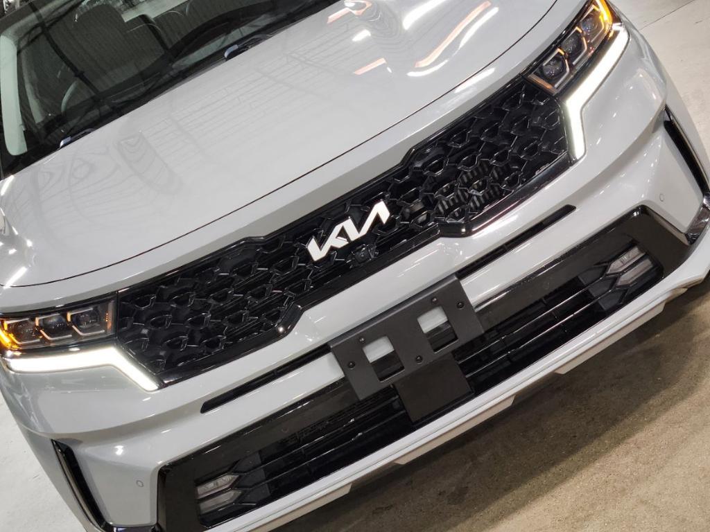 used 2022 Kia Sorento car, priced at $27,679