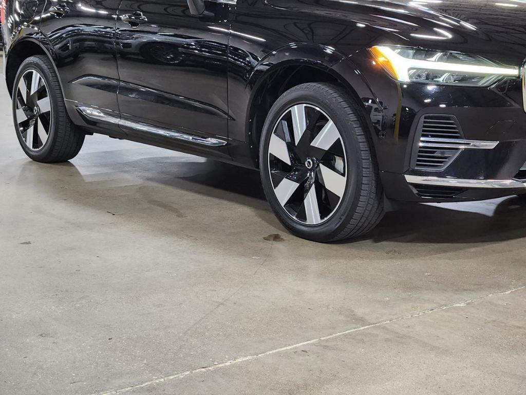 used 2023 Volvo XC60 Recharge Plug-In Hybrid car, priced at $41,722