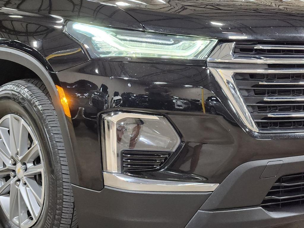 used 2022 Chevrolet Traverse car, priced at $29,037