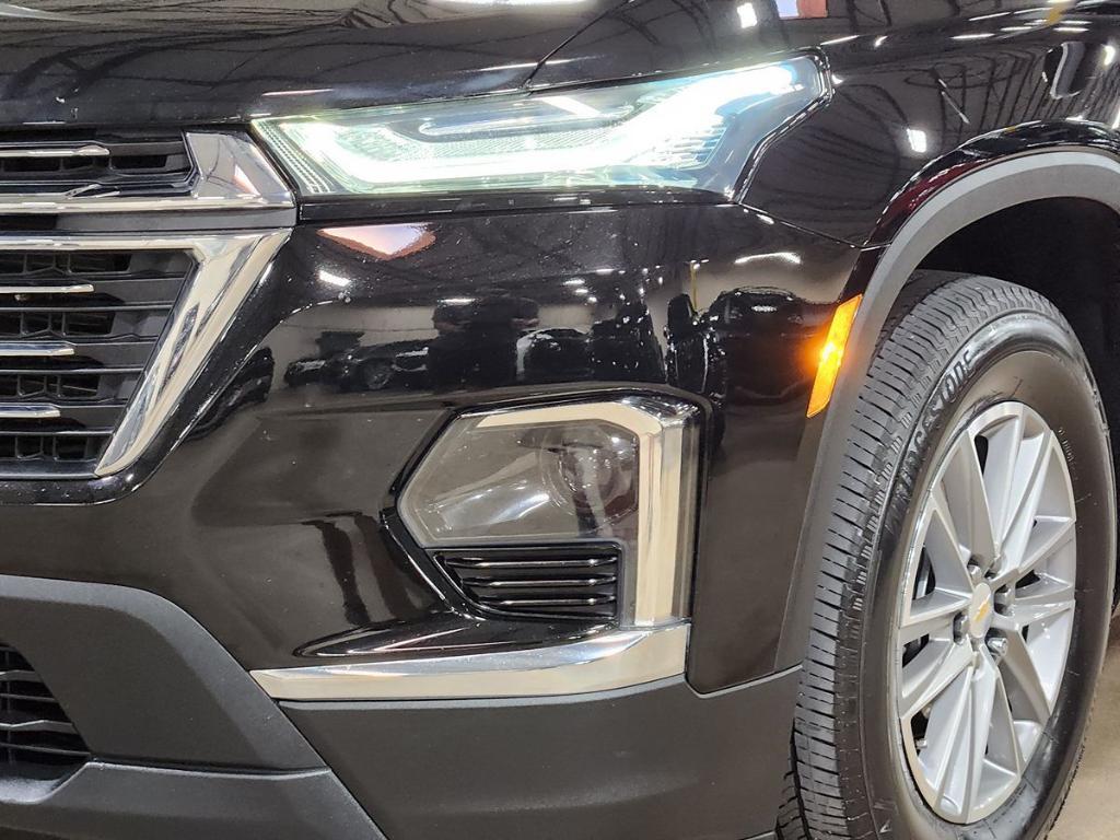 used 2022 Chevrolet Traverse car, priced at $29,037