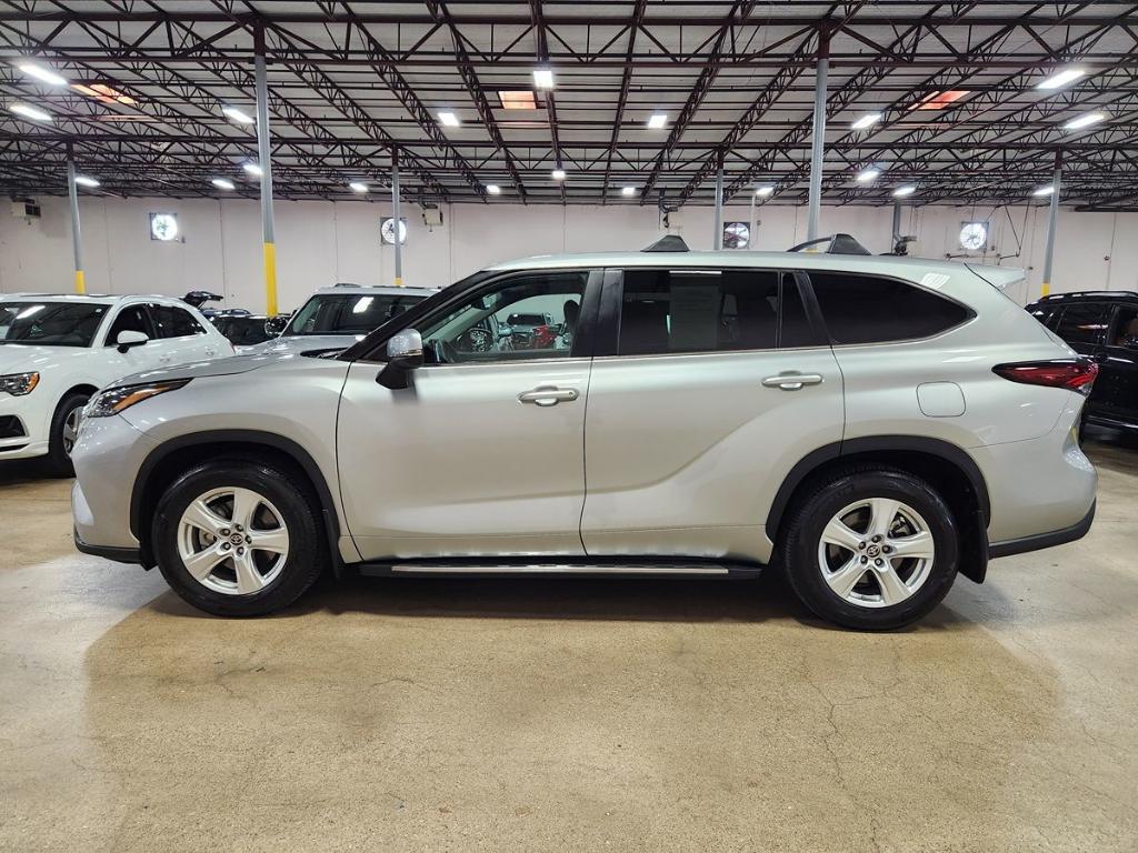 used 2024 Toyota Highlander car, priced at $40,835
