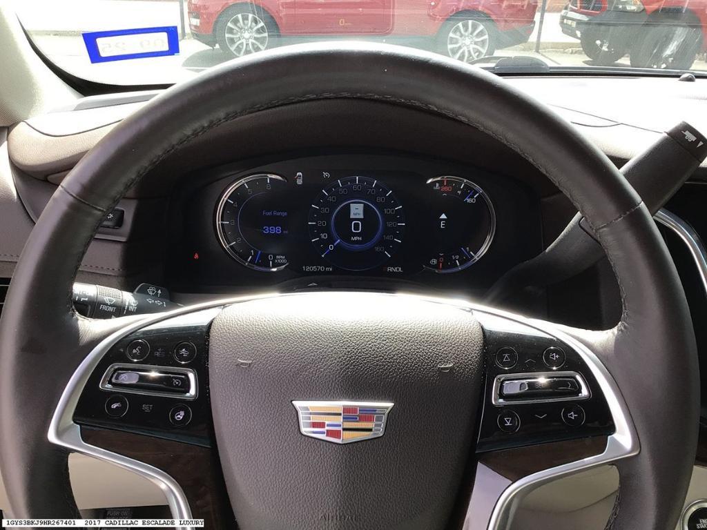 used 2017 Cadillac Escalade car, priced at $25,125