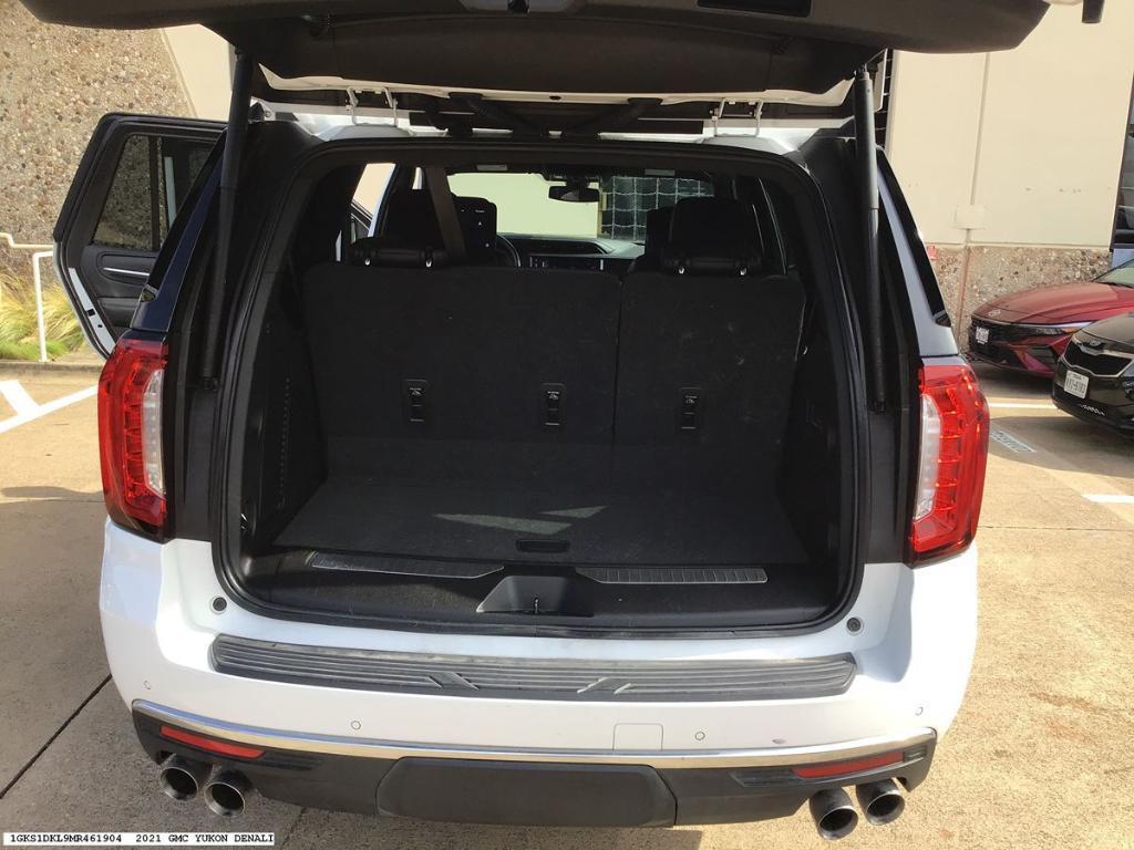 used 2021 GMC Yukon car