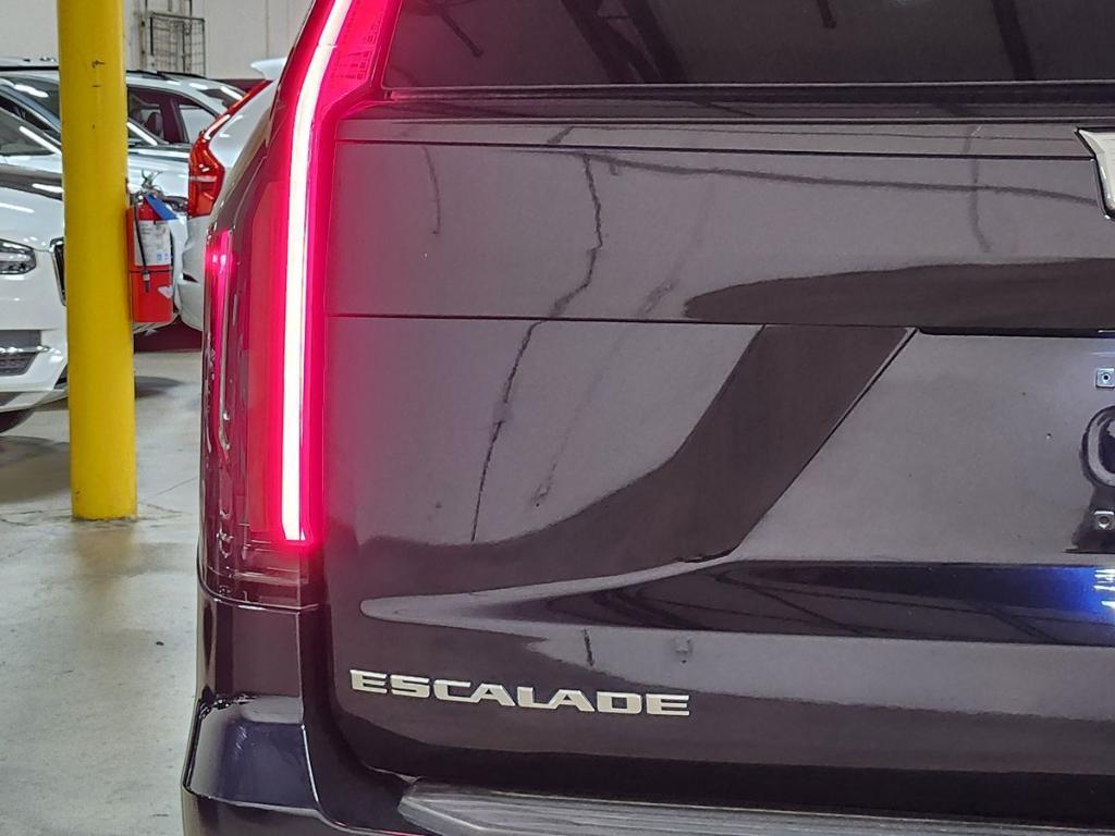 used 2023 Cadillac Escalade car, priced at $80,720