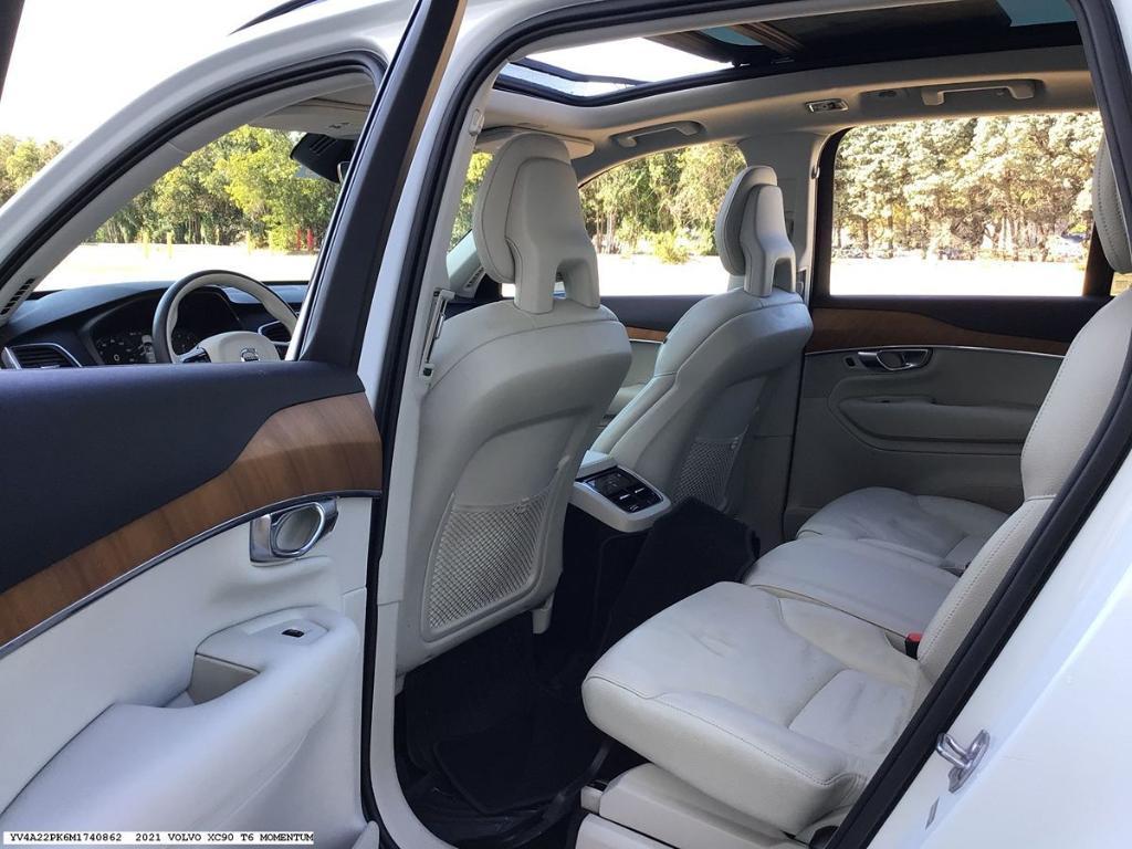 used 2021 Volvo XC90 car, priced at $35,335