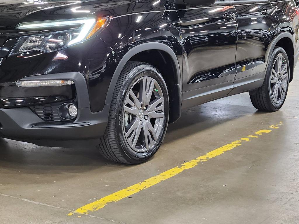 used 2022 Honda Pilot car, priced at $35,935