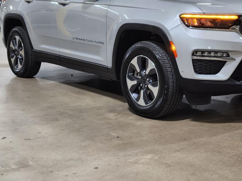 used 2022 Jeep Grand Cherokee 4xe car, priced at $28,527