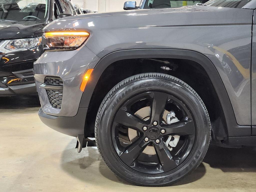 used 2023 Jeep Grand Cherokee car, priced at $31,296