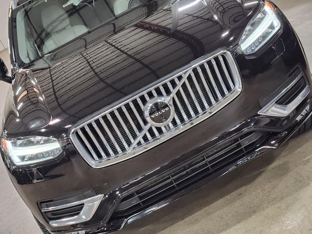 used 2022 Volvo XC90 car, priced at $34,872