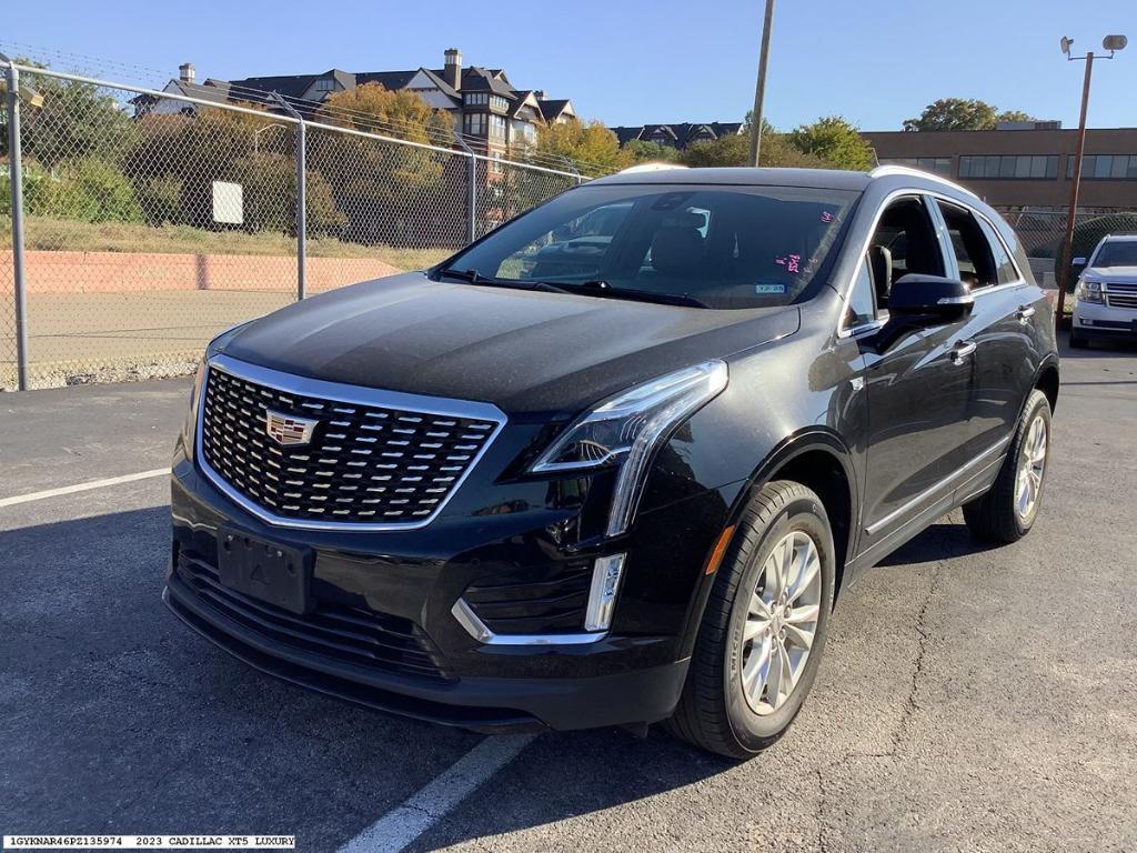 used 2023 Cadillac XT5 car, priced at $28,935