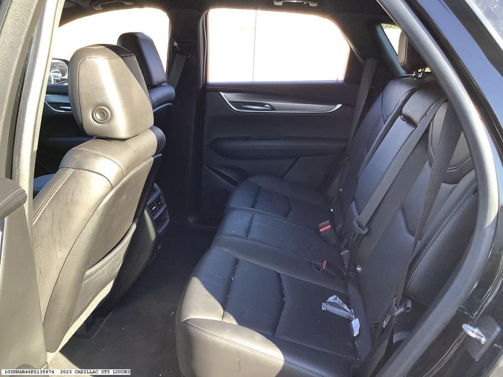 used 2023 Cadillac XT5 car, priced at $28,935