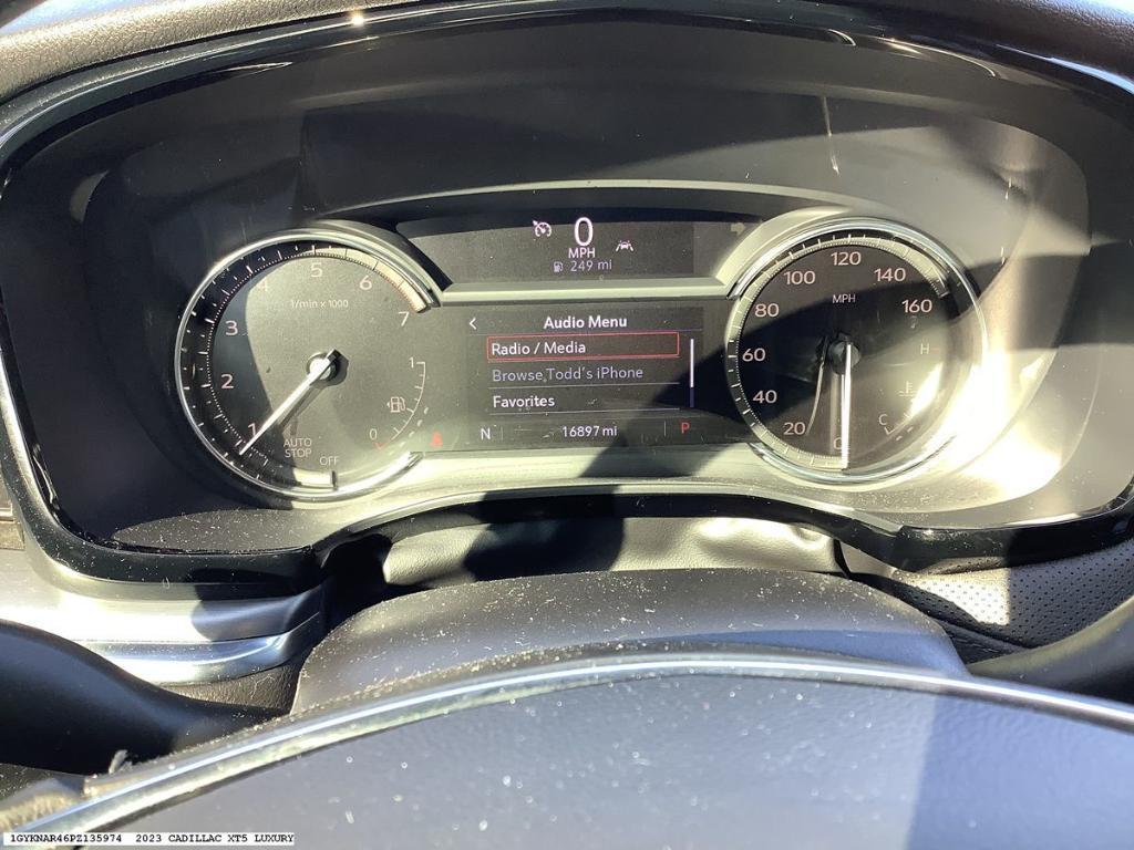 used 2023 Cadillac XT5 car, priced at $28,935