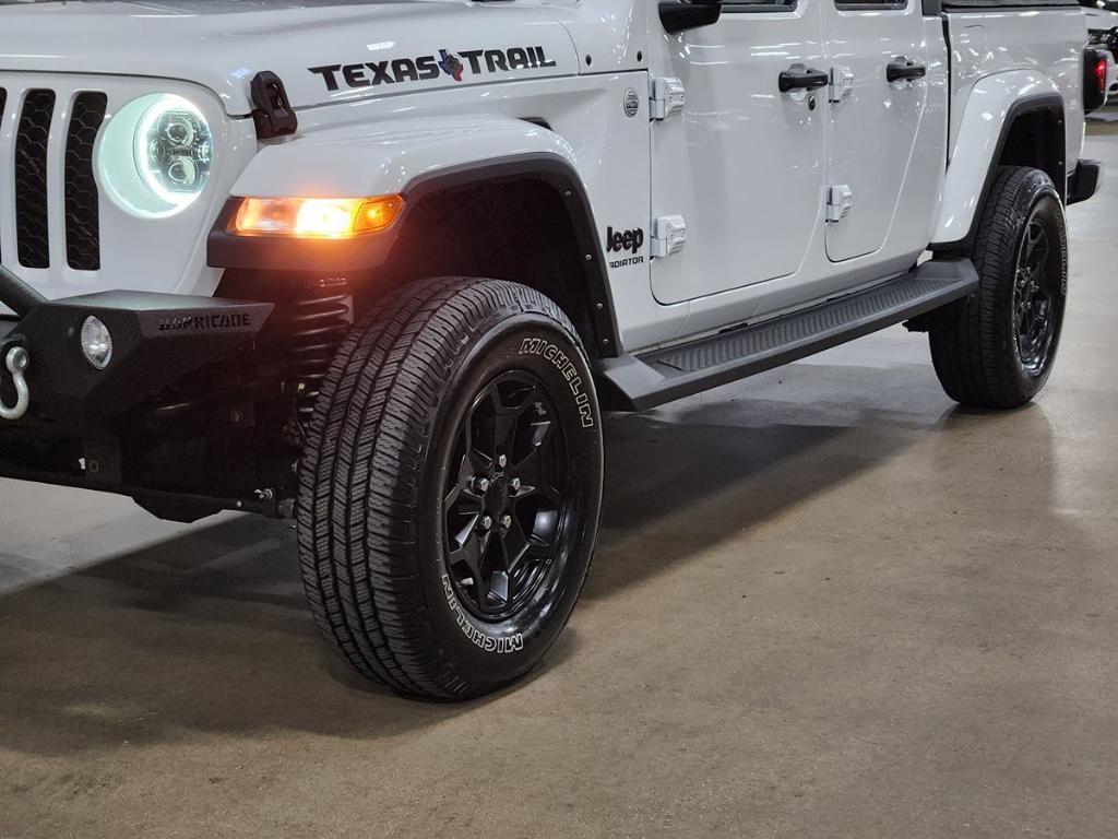 used 2021 Jeep Gladiator car, priced at $30,511