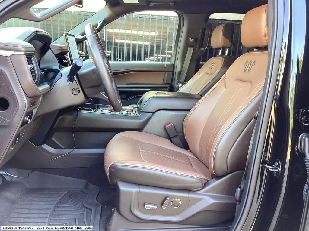 used 2023 Ford Expedition car, priced at $60,900