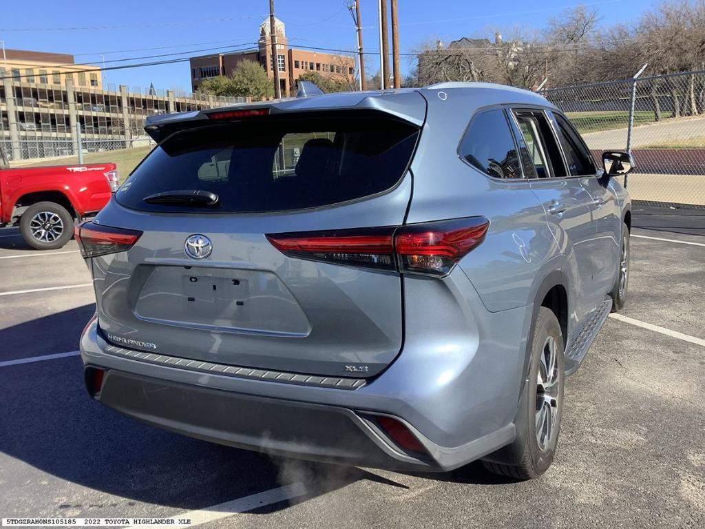 used 2022 Toyota Highlander car, priced at $34,860