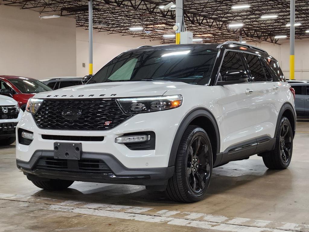 used 2024 Ford Explorer car, priced at $51,335