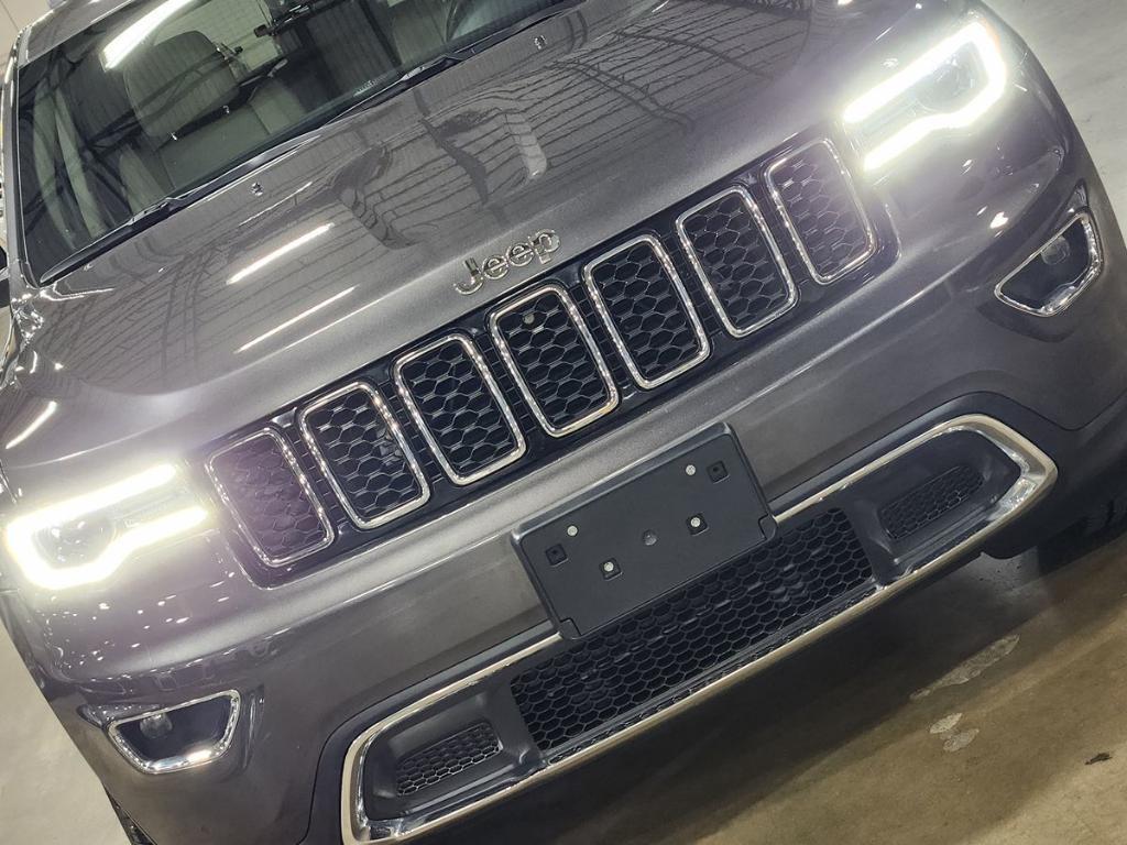 used 2020 Jeep Grand Cherokee car, priced at $25,657