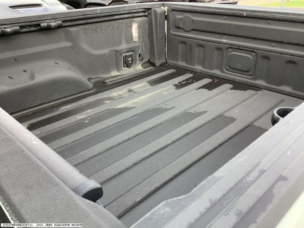 used 2021 Jeep Gladiator car, priced at $34,102