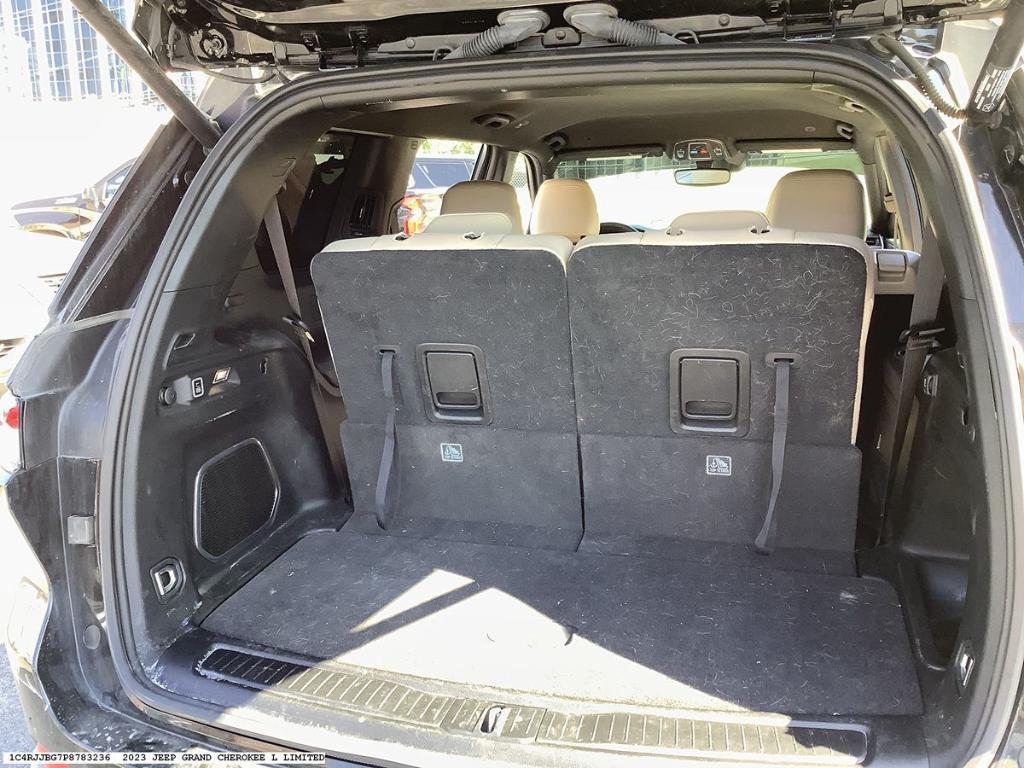 used 2023 Jeep Grand Cherokee L car, priced at $29,958
