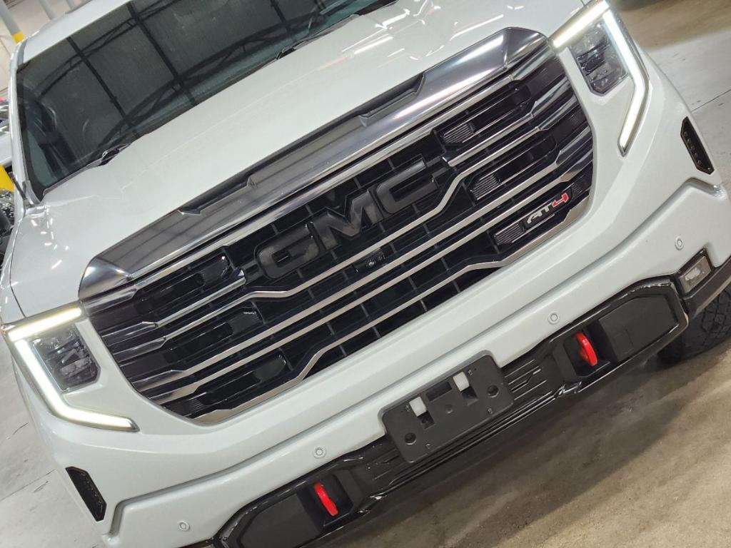 used 2024 GMC Sierra 1500 car, priced at $55,212