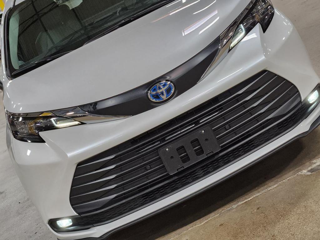 used 2025 Toyota Sienna car, priced at $50,235