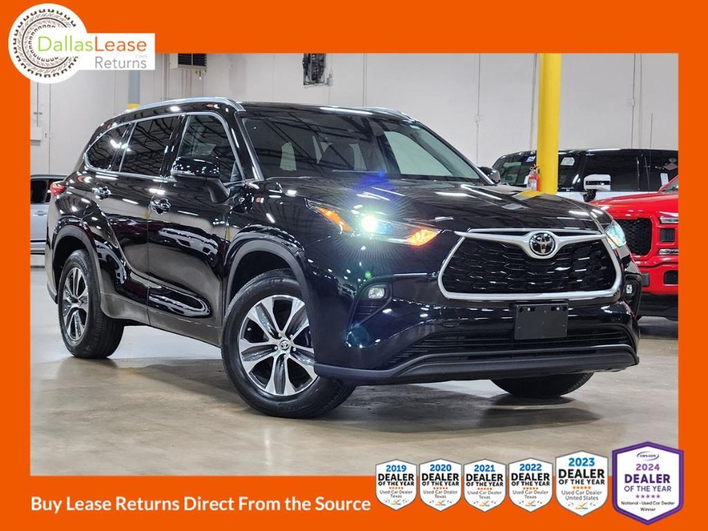 used 2021 Toyota Highlander car, priced at $33,950