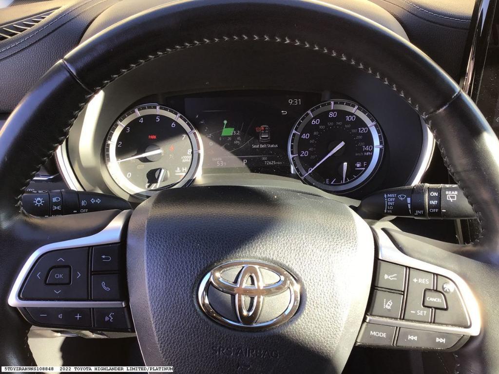 used 2022 Toyota Highlander car, priced at $35,109