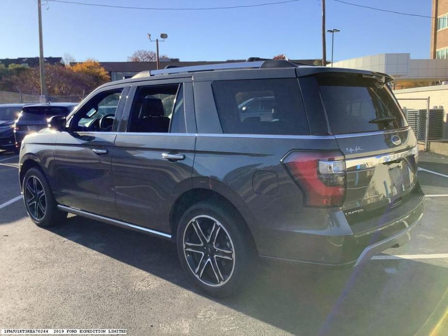 used 2019 Ford Expedition car, priced at $33,881