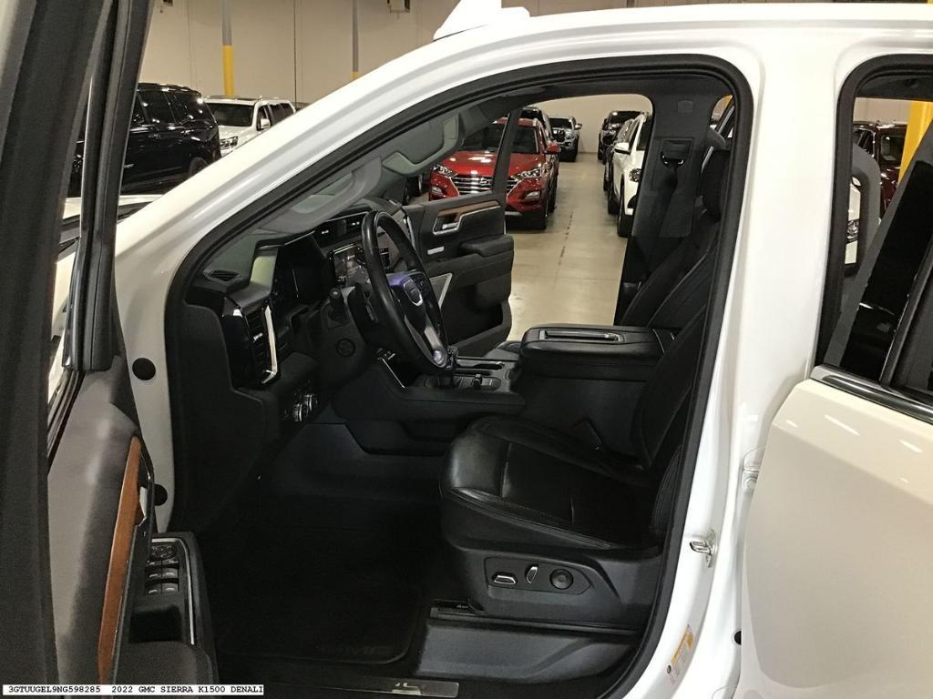 used 2022 GMC Sierra 1500 car, priced at $52,625
