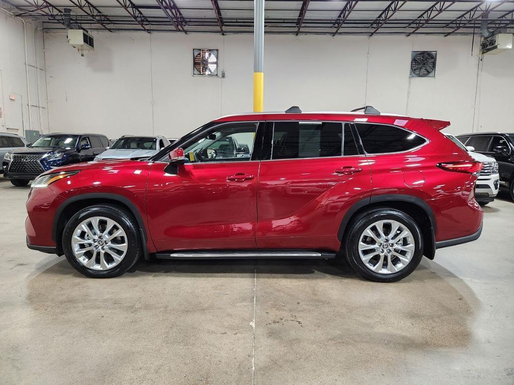 used 2023 Toyota Highlander car, priced at $44,625