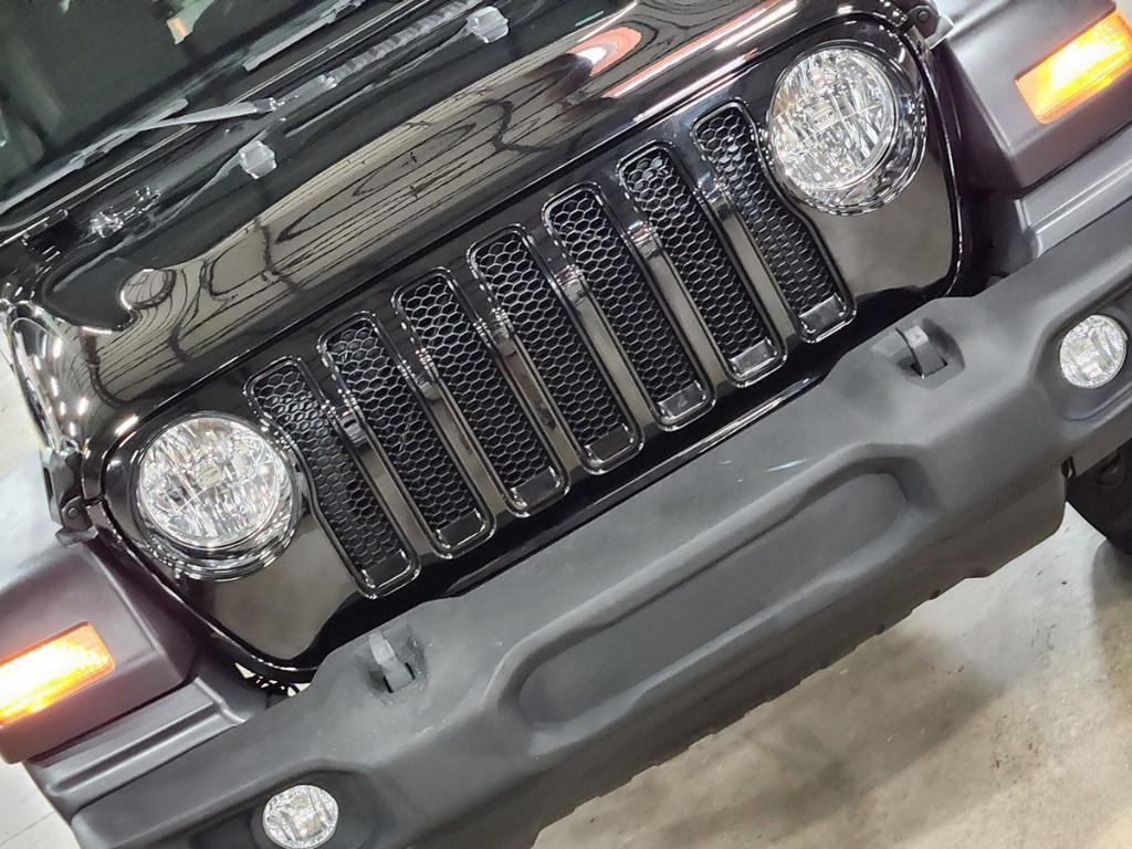 used 2022 Jeep Wrangler Unlimited car, priced at $31,411