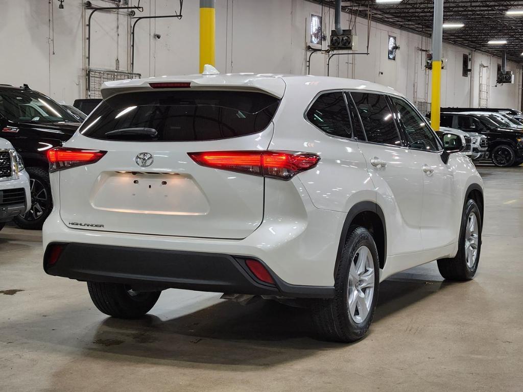 used 2020 Toyota Highlander car, priced at $30,584