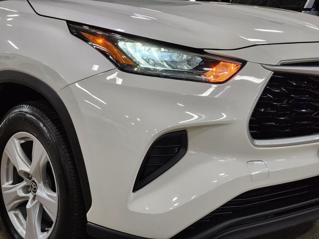 used 2020 Toyota Highlander car, priced at $30,584