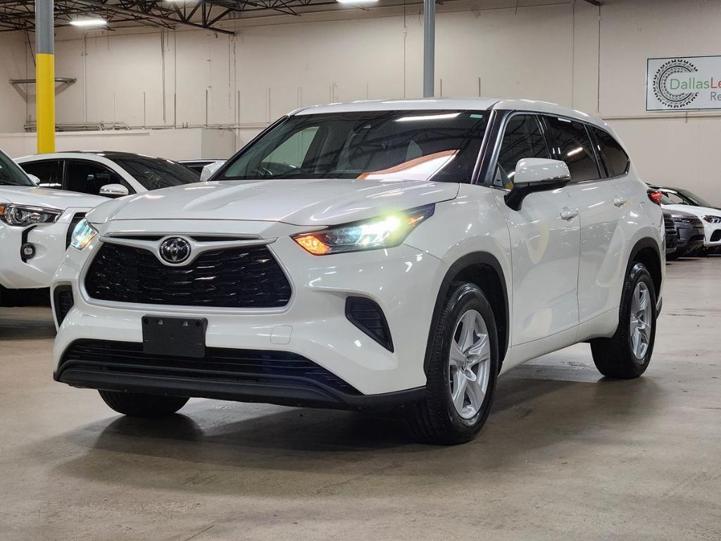 used 2020 Toyota Highlander car, priced at $30,584