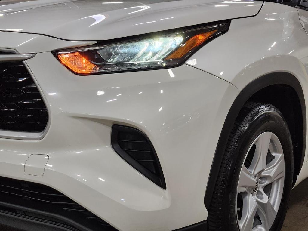 used 2020 Toyota Highlander car, priced at $30,584
