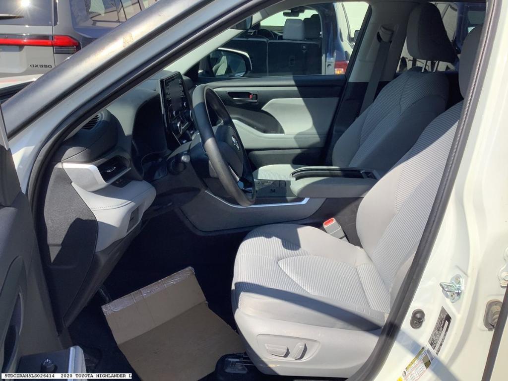 used 2020 Toyota Highlander car, priced at $30,584