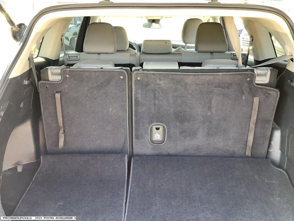 used 2020 Toyota Highlander car, priced at $30,584