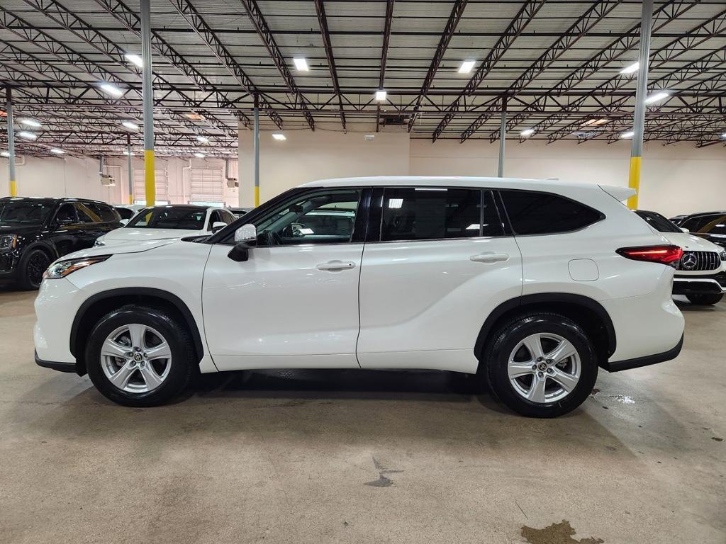 used 2020 Toyota Highlander car, priced at $30,584
