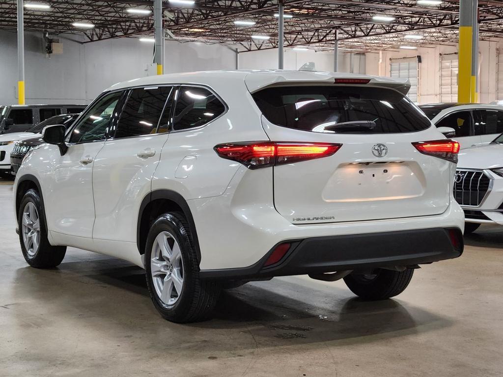 used 2020 Toyota Highlander car, priced at $30,584