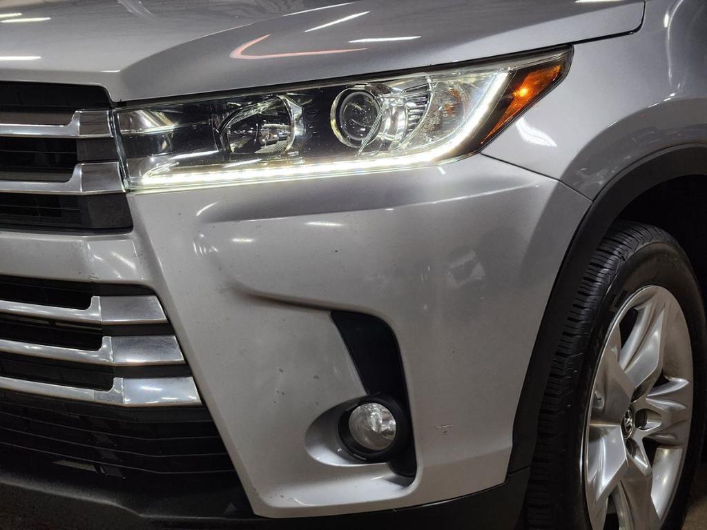 used 2017 Toyota Highlander car, priced at $20,728