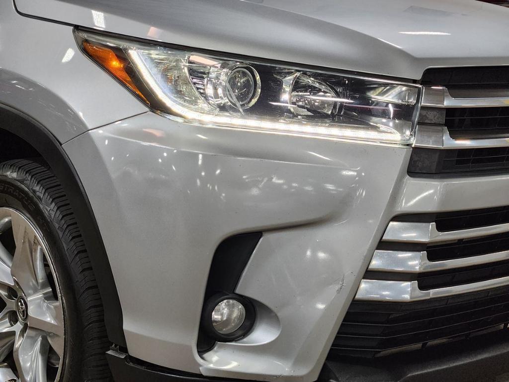 used 2017 Toyota Highlander car, priced at $20,728