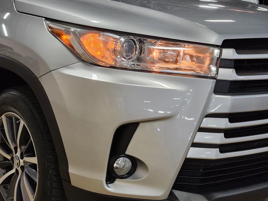 used 2018 Toyota Highlander car, priced at $23,175
