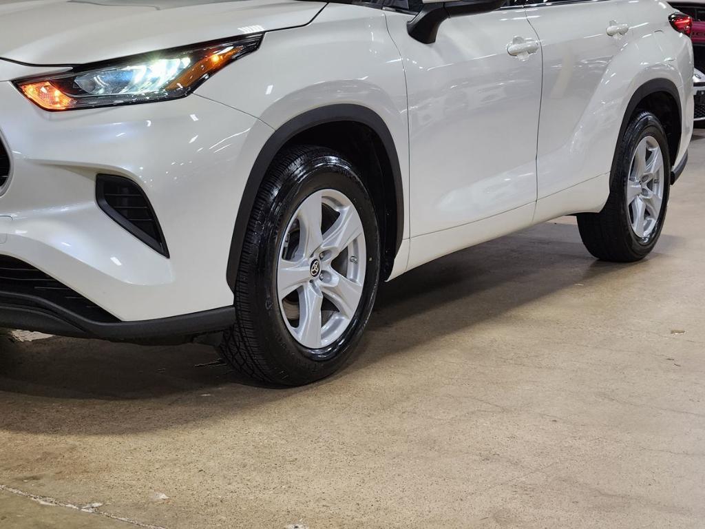 used 2020 Toyota Highlander car, priced at $28,612